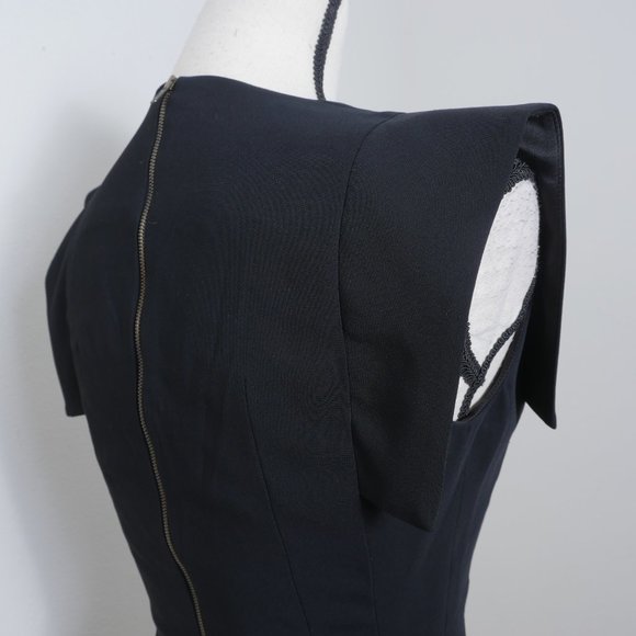 Tabitha Webb Honeysuckle Onyx Black Sleeveless V Neck Partial Peplum Waist Dress - Picture 7 of 12